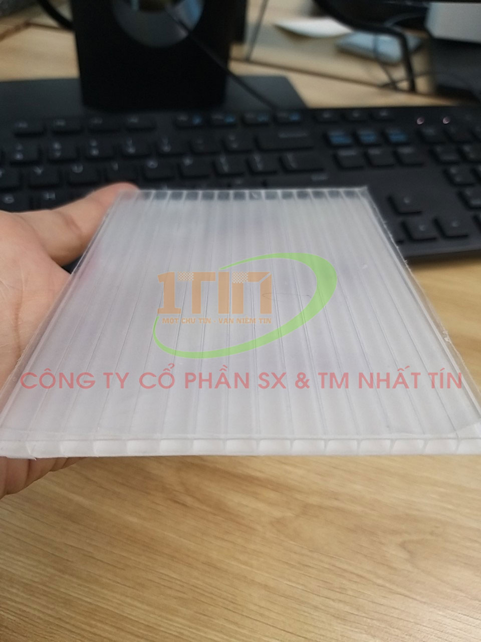 Ứng dụng của tấm poly rỗng