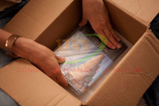 Đóng gói sách vận chuyển